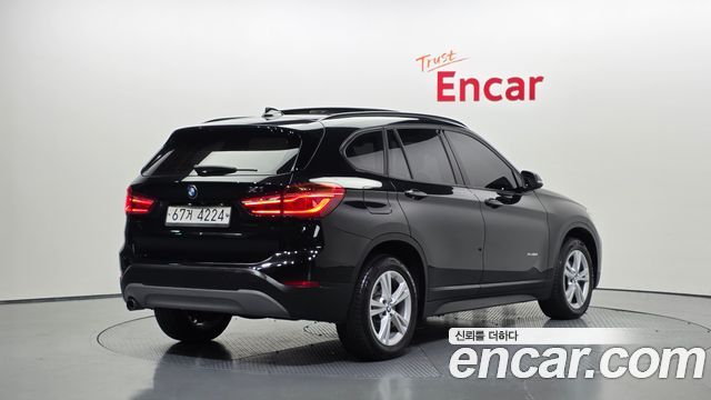 BMW X1 2017 — photo 2