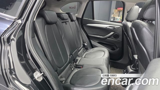 BMW X1 2017 — photo 18