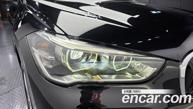 BMW X1 2017 — photo 8
