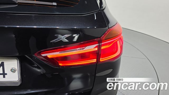 BMW X1 2017 — photo 9