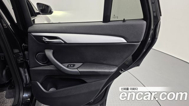 BMW X1 2017 — photo 15