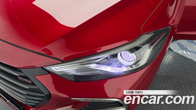 Hyundai AVANTE 2018 — photo 8