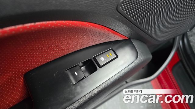 Hyundai AVANTE 2018 — photo 29