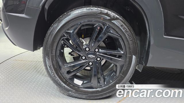 ChevroletGMDaewoo Trailblazer 2023 — photo 5