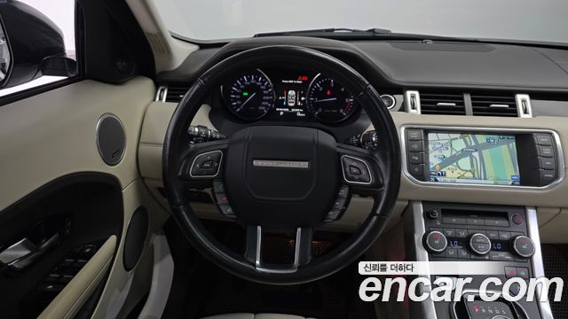 Land Rover Range Rover Evoque 2015 — photo 13