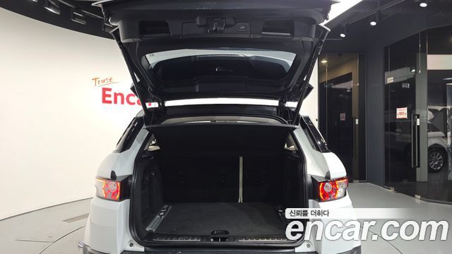 Land Rover Range Rover Evoque 2015 — photo 20