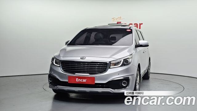 Kia Canival 2016 — photo 3