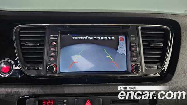 Kia Canival 2016 — photo 15