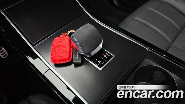 Land Rover Range Rover Evoque 2026 — photo 9