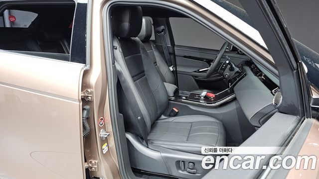 Land Rover Range Rover Evoque 2026 — photo 11