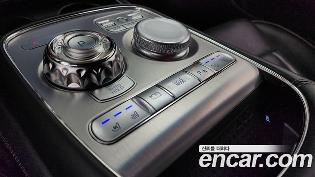 Genesis G90 2022 — photo 28