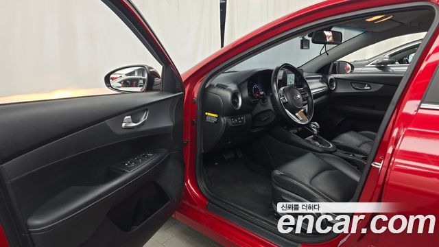 Kia K3 2019 — photo 13