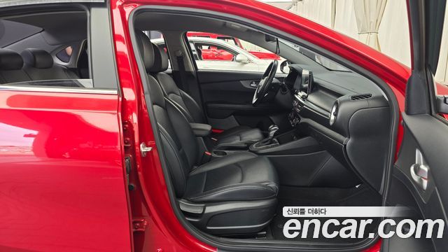 Kia K3 2019 — photo 17
