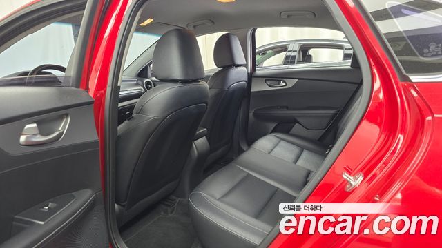 Kia K3 2019 — photo 16