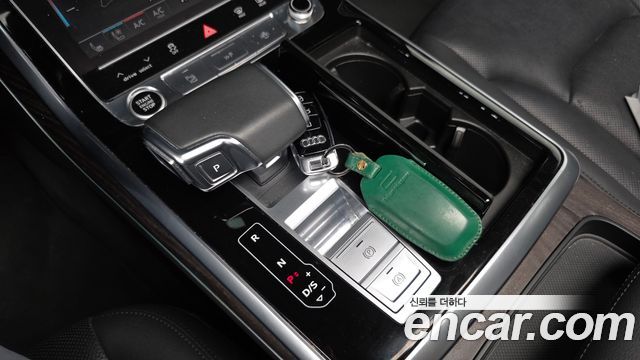 Audi Q7 2021 — photo 12