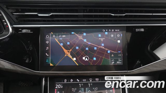 Audi Q7 2021 — photo 21