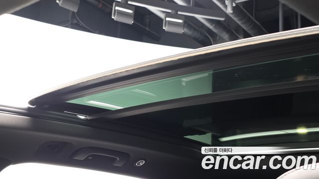 Audi Q7 2021 — photo 27