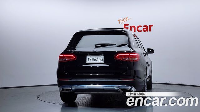 Mercedes-Benz GLC-Class 2019 — photo 4