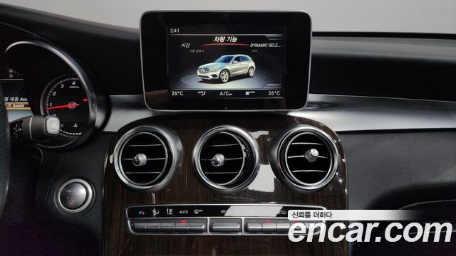 Mercedes-Benz GLC-Class 2019 — photo 18