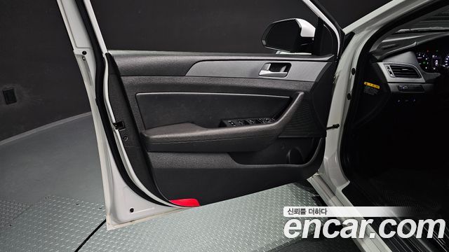 Hyundai Sonata 2017 — photo 14