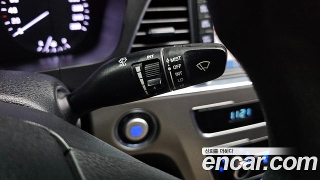 Hyundai Sonata 2017 — photo 31