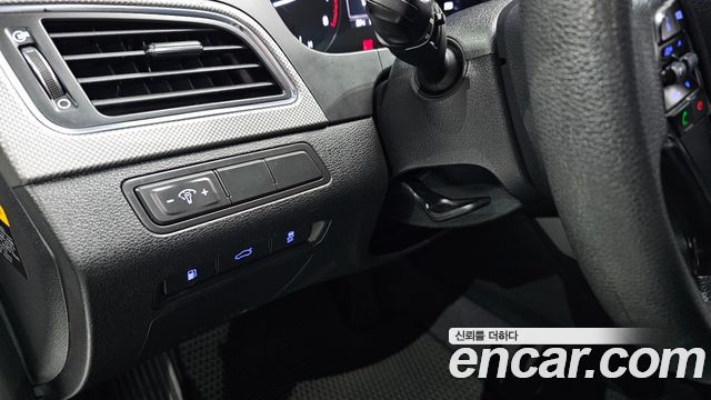 Hyundai Sonata 2017 — photo 32
