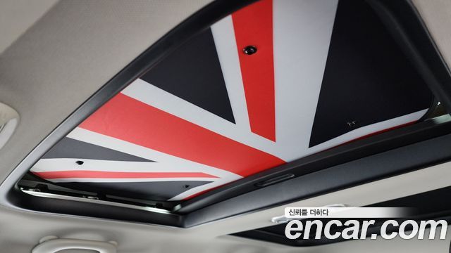 Mini Cooper 2020 — photo 24