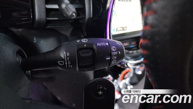 Mini Cooper 2020 — photo 25