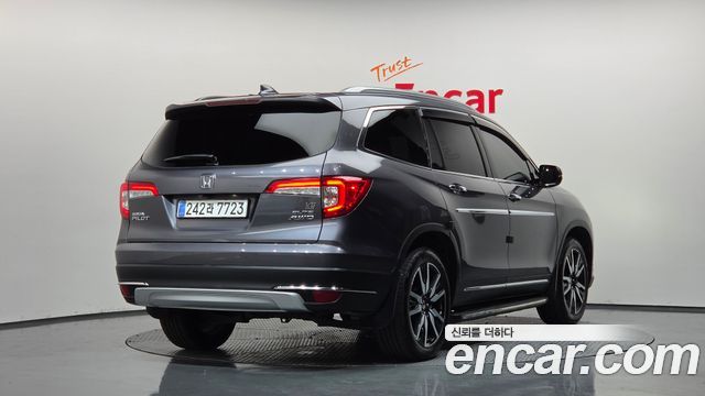 Honda Pilot 2019 — photo 2