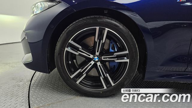 BMW 3-Series 2025 — photo 5