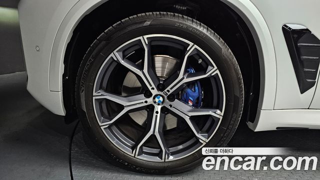 BMW X5 2025 — photo 5