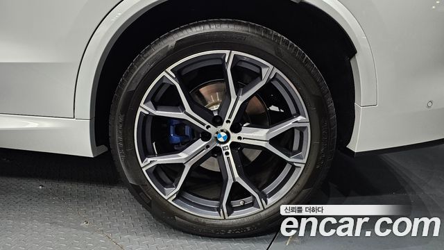 BMW X5 2025 — photo 7
