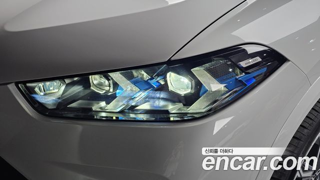 BMW X5 2025 — photo 8