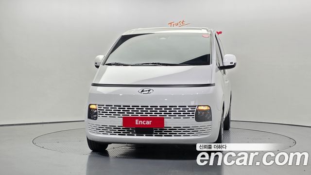 Hyundai Staria 2022 — photo 3