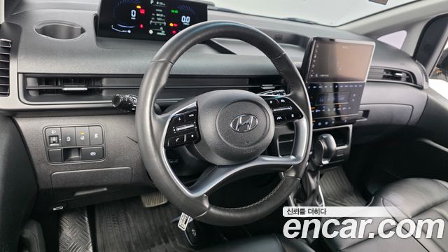 Hyundai Staria 2022 — photo 19