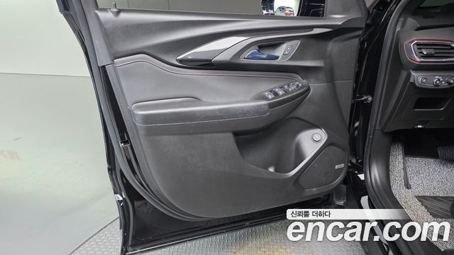 ChevroletGMDaewoo Trailblazer 2022 — photo 14