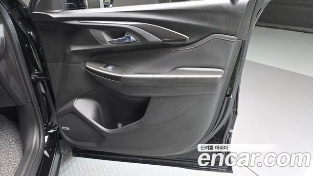 ChevroletGMDaewoo Trailblazer 2022 — photo 15