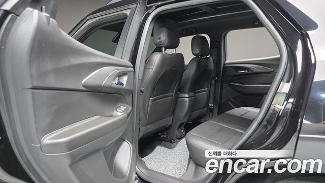 ChevroletGMDaewoo Trailblazer 2022 — photo 33