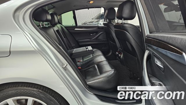 BMW 5-Series 2014 — photo 11