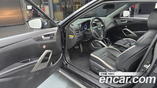 Hyundai Veloster 2014 — photo 13