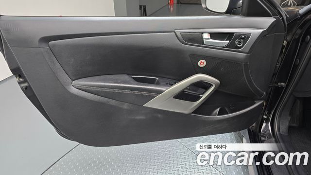 Hyundai Veloster 2014 — photo 14