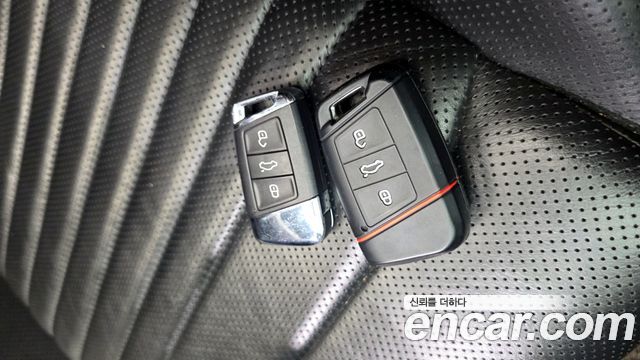 Volkswagen Passat 2018 — photo 32