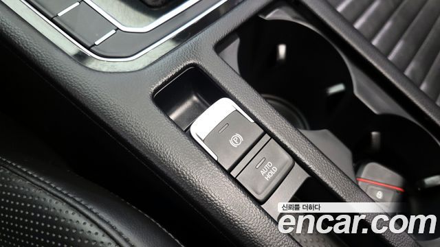 Volkswagen Passat 2018 — photo 33