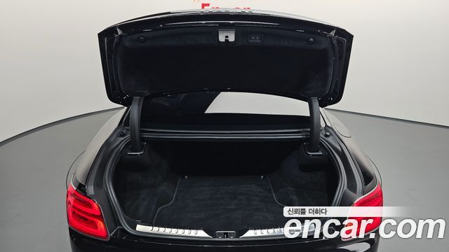 Bentley Flying Spur 2022 — photo 24