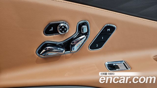 Bentley Flying Spur 2022 — photo 41