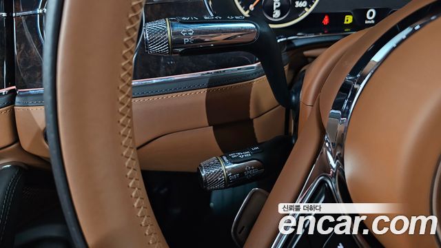 Bentley Flying Spur 2022 — photo 43