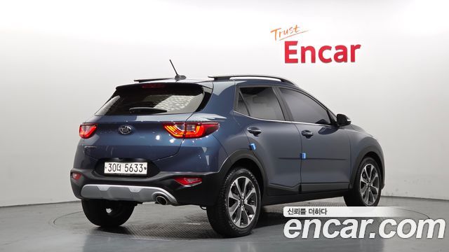 Kia Stonic 2018 — photo 2