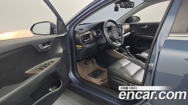 Kia Stonic 2018 — photo 10