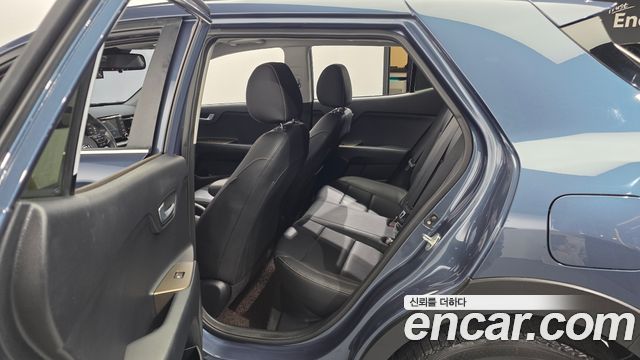 Kia Stonic 2018 — photo 11