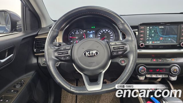 Kia Stonic 2018 — photo 13